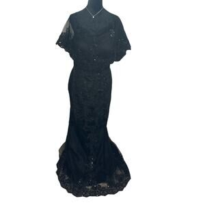 Jaeden Black Formal Gown with Sheer Overlay – NWT – Size 14
